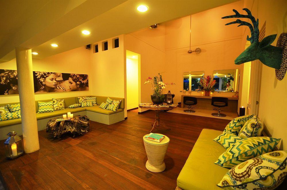 Elegant Villa Casabianca - Tropical Pool & Garden, Near Potato Head Beach Club! Seminyak  Bagian luar foto