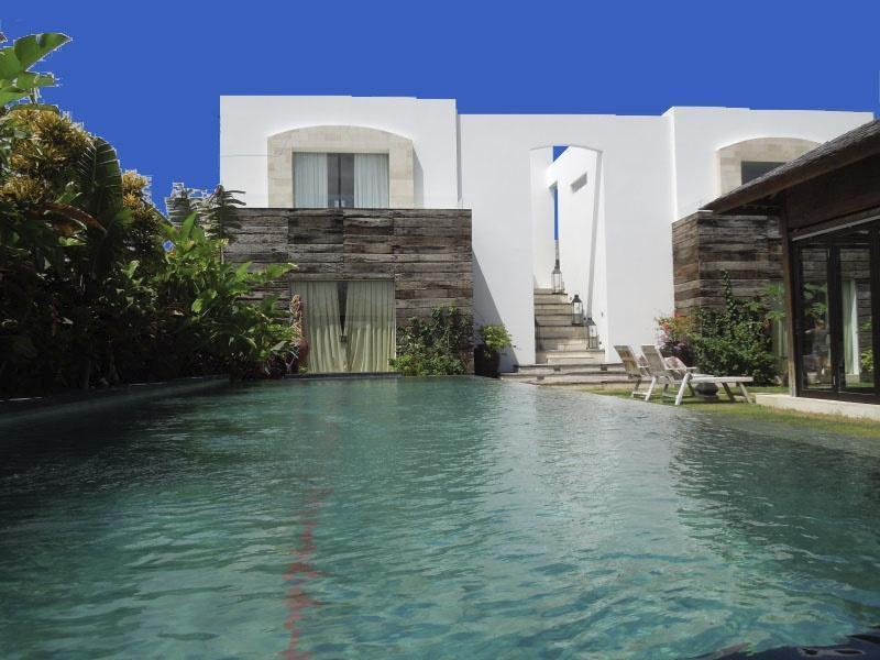 Elegant Villa Casabianca - Tropical Pool & Garden, Near Potato Head Beach Club! Seminyak  Bagian luar foto